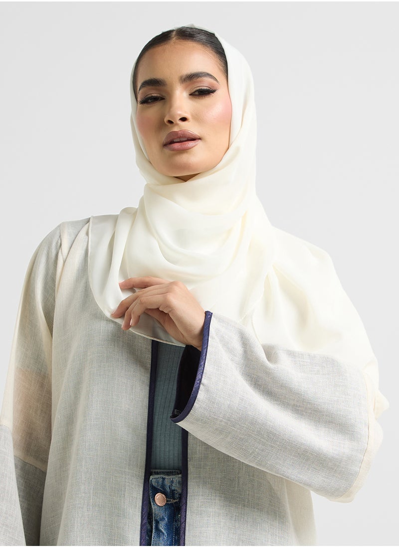 Khizana Contrast Trim Abaya With Sheila  - Image 4