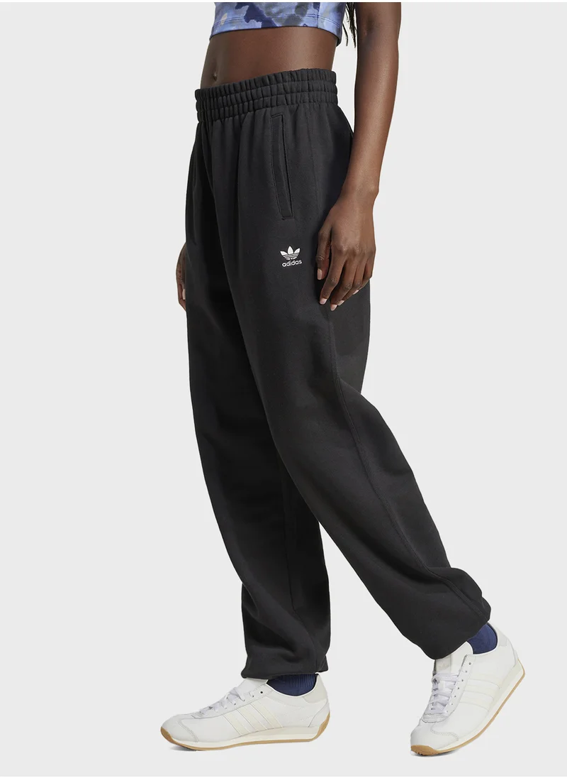 اديداس اوريجينالز Essentail French Terry Sweatpants