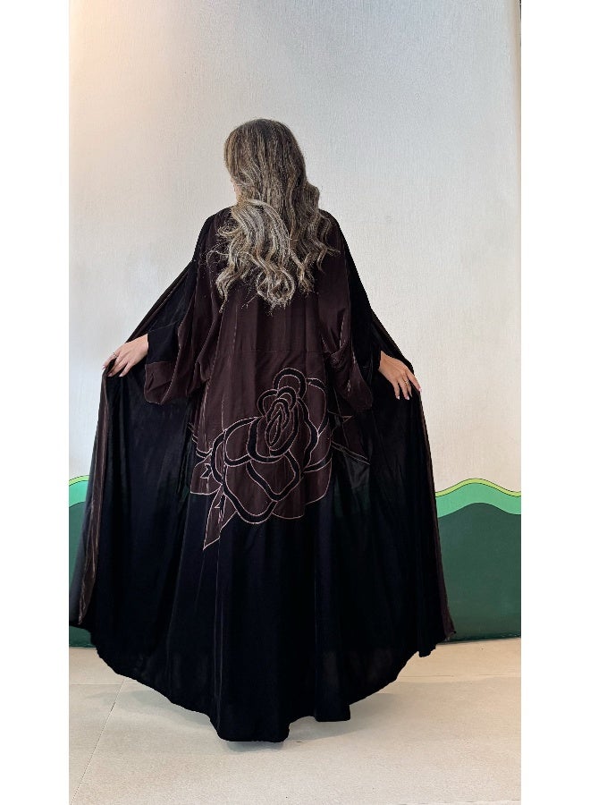 آية MW1754 عباية بني مخمل مع اضافة تطريز يدوي - Image 3