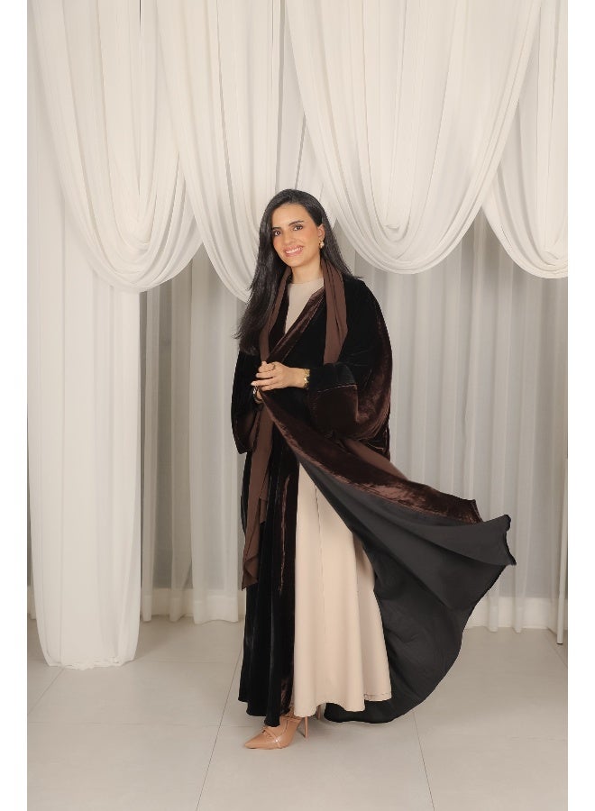 آية MW1754 عباية بني مخمل مع اضافة تطريز يدوي - Image 1