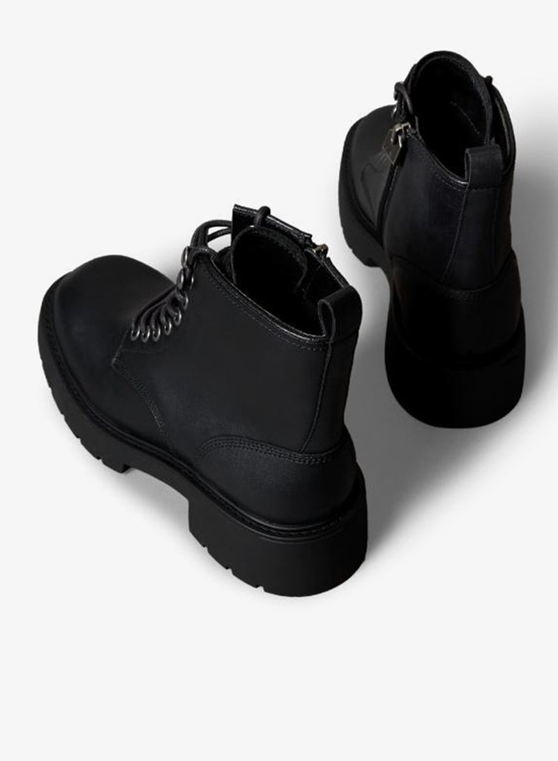 Calvin Klein Jeans Leather Chunky Heeled Lace-Up Boots - Image 4