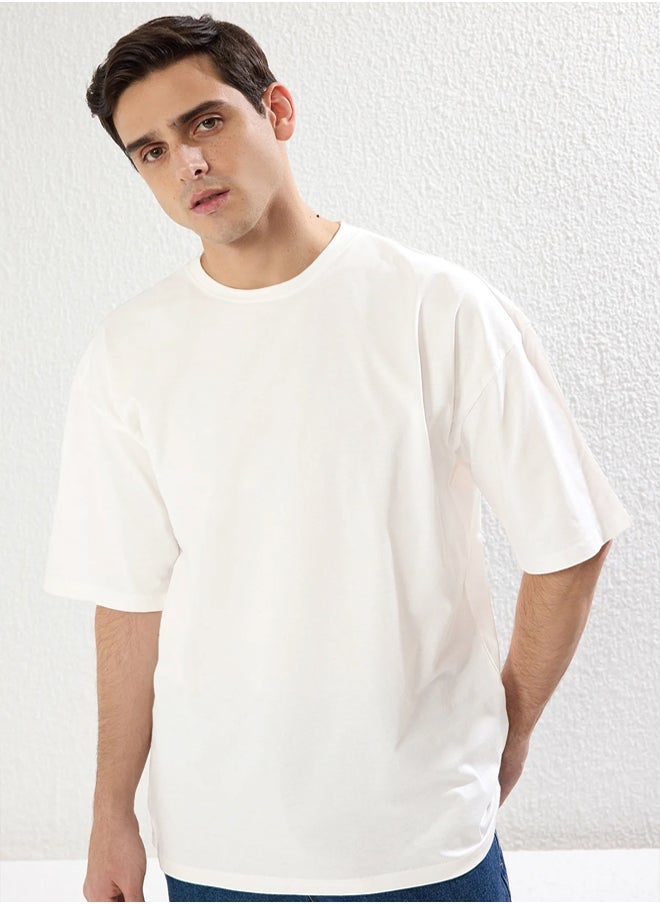 trendyol Ecru Oversize/Wide Cut 100% Cotton Printed T-Shirt  - Image 3