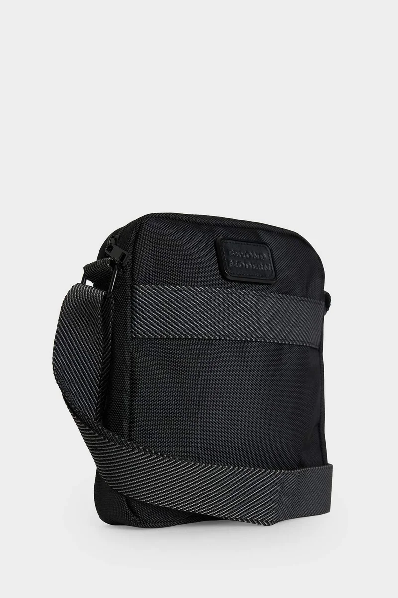 ديفاكتو Man Crossbody Bag