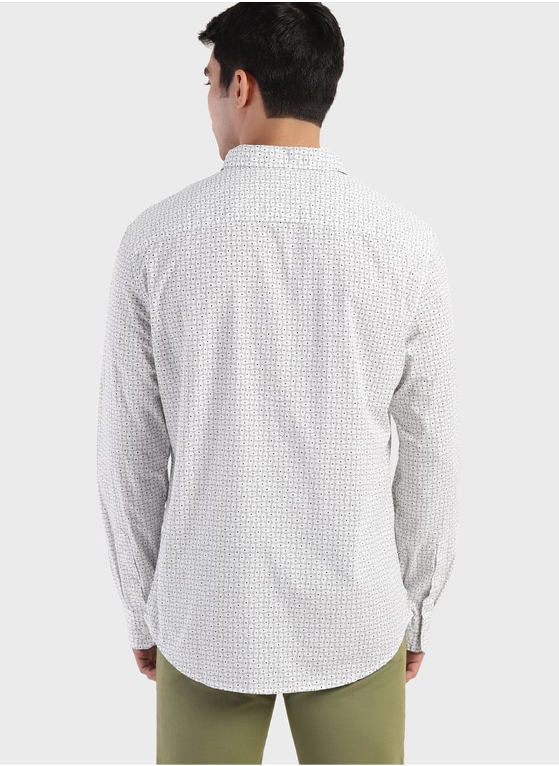 Levi's - Geometric Print Regular Fit Shirt - Image 1
