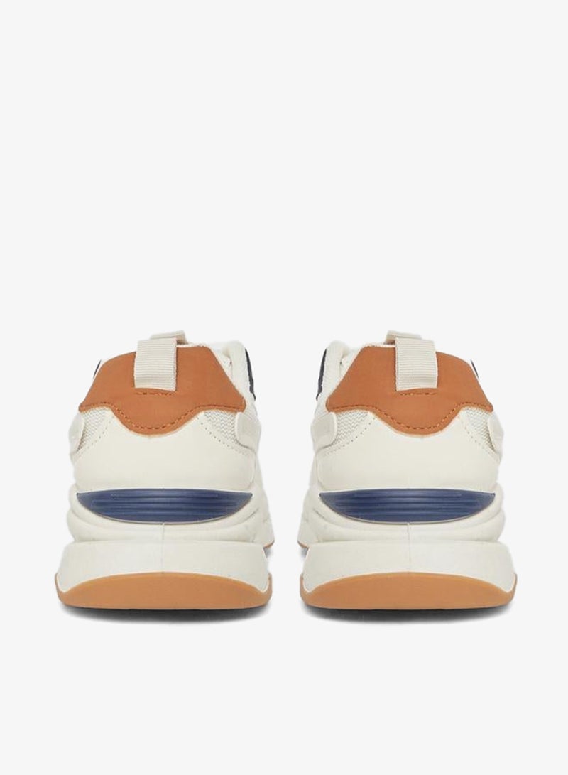 ستايلي اكتيف سنيكرز برباط مزين بالدانتيل - Image 5