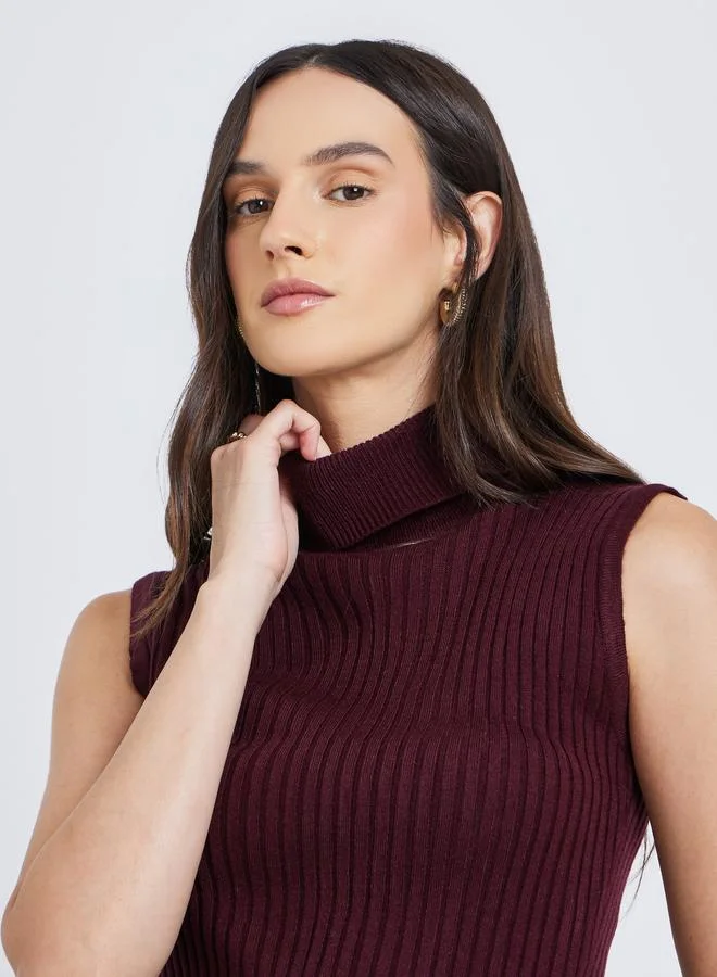 Styli Styli Burgundy Ribbed Turtleneck Sleeveless Sweater