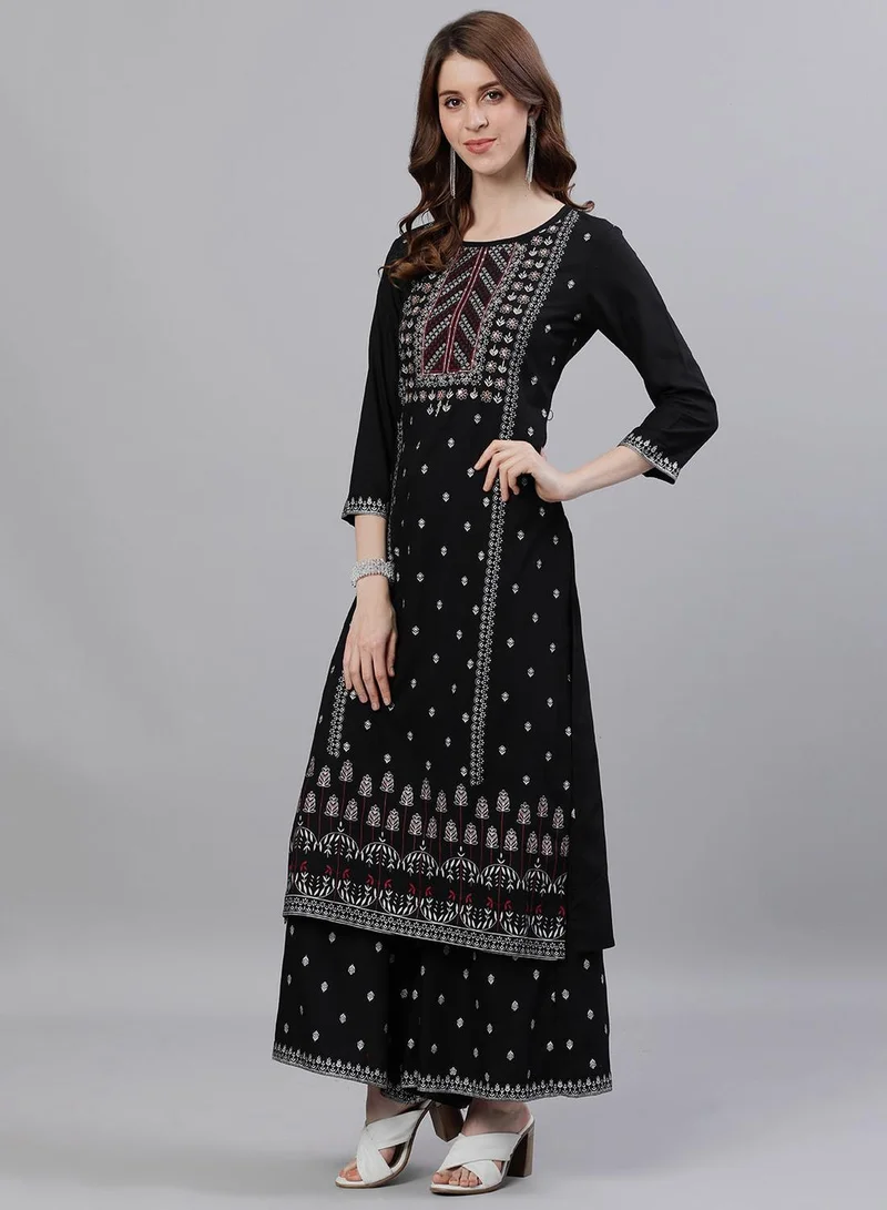 ISHIN Women's Black 100% Cotton Embroidered Straight Fit Kurta Set