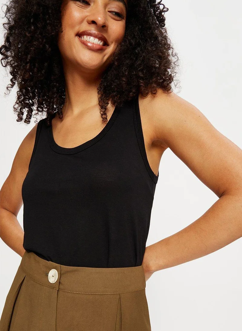 DOROTHY PERKINS Pleat Detail Tailored Shorts