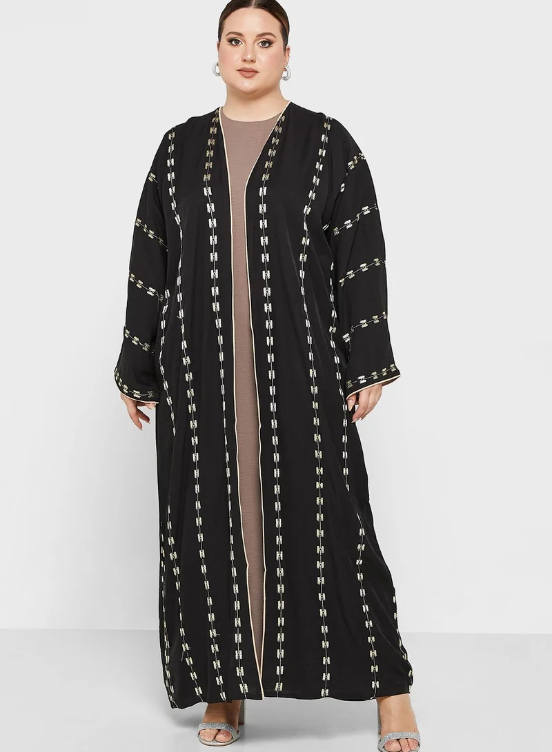 Khizana Embroidered Detail Abaya With Sheila
