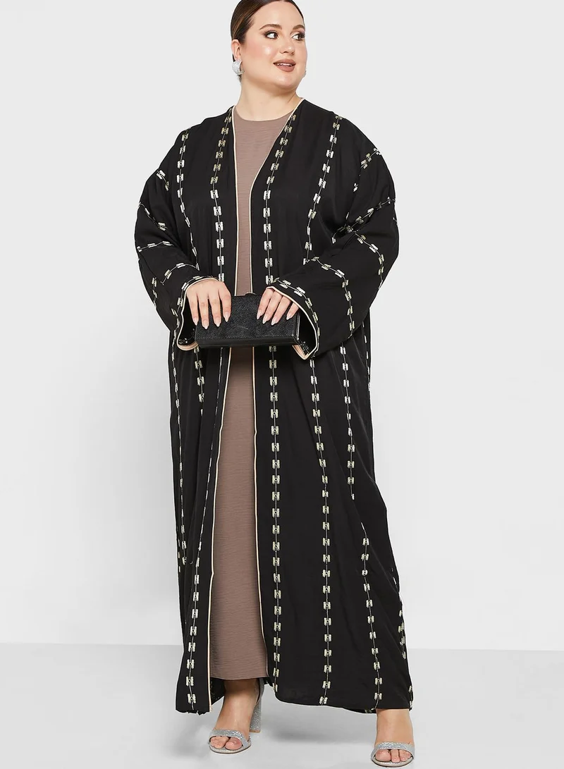 Khizana Embroidered Detail Abaya With Sheila