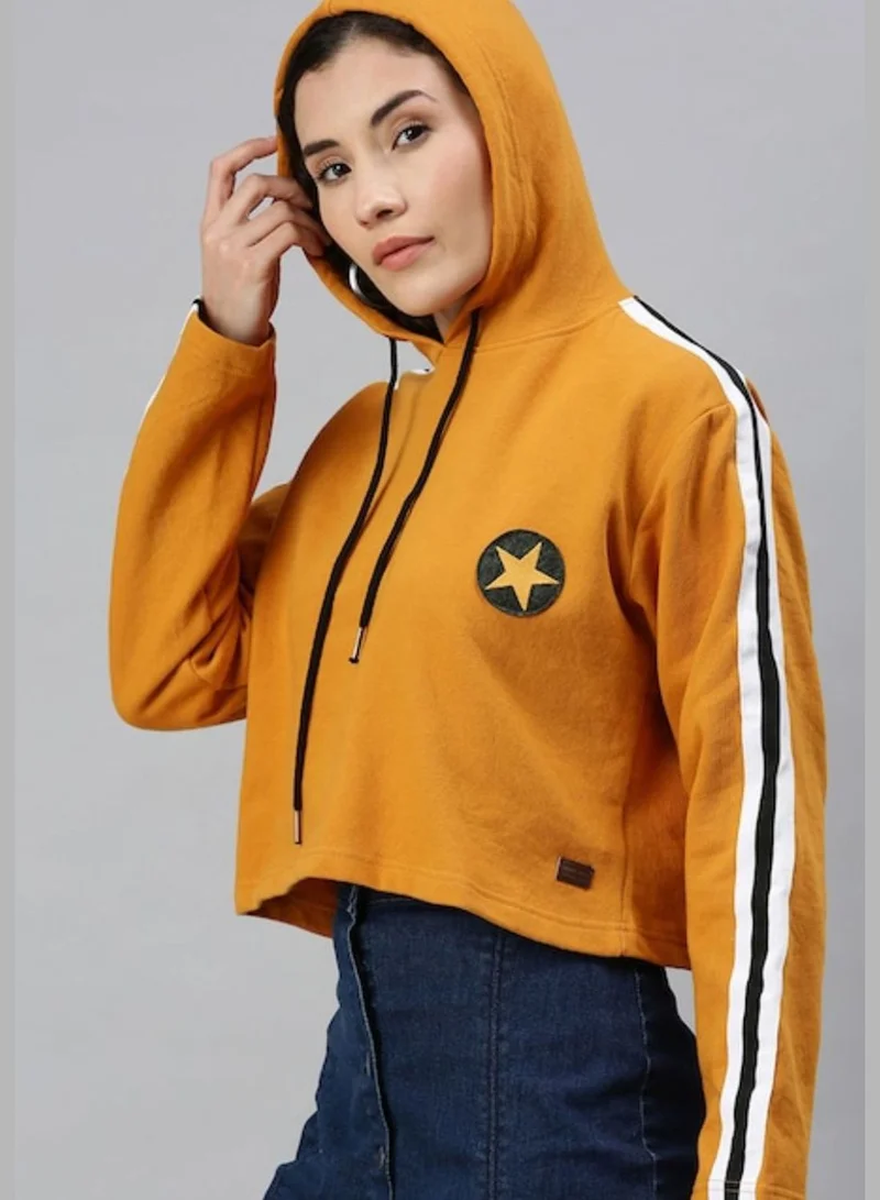 Campus Sutra Printed Short Hoodie