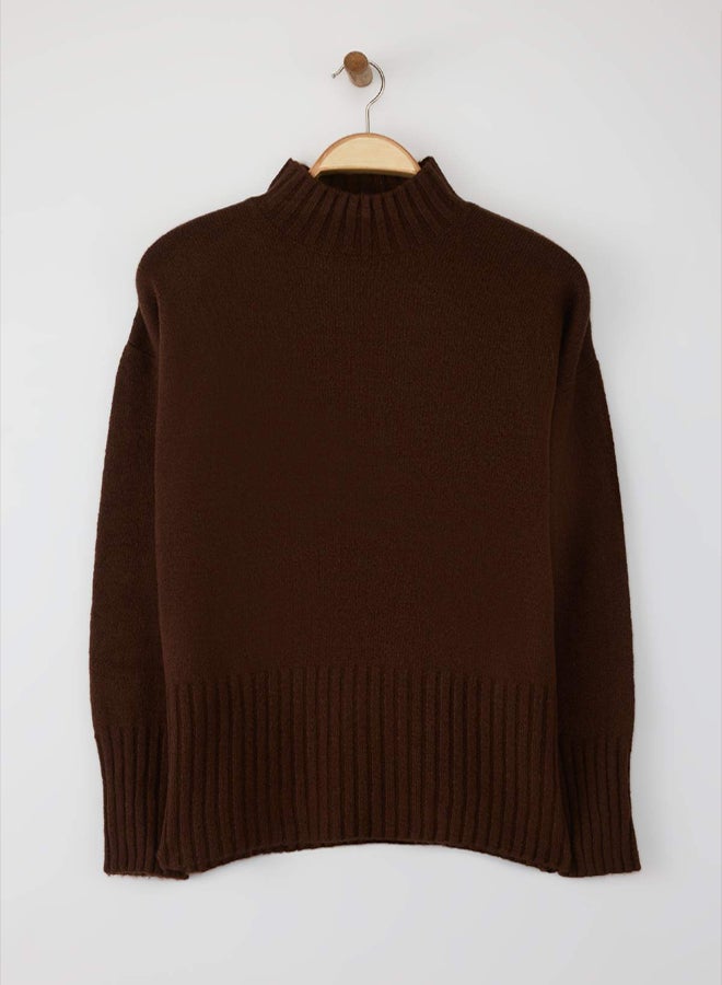 trendyol Brown Wide-Cut Soft Textured Basic Knitwear Sweater - Image 5