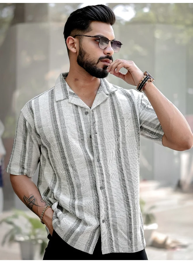 مانياك قميص رجالي مخطط أبيض وأخضر بأكمام 3/4