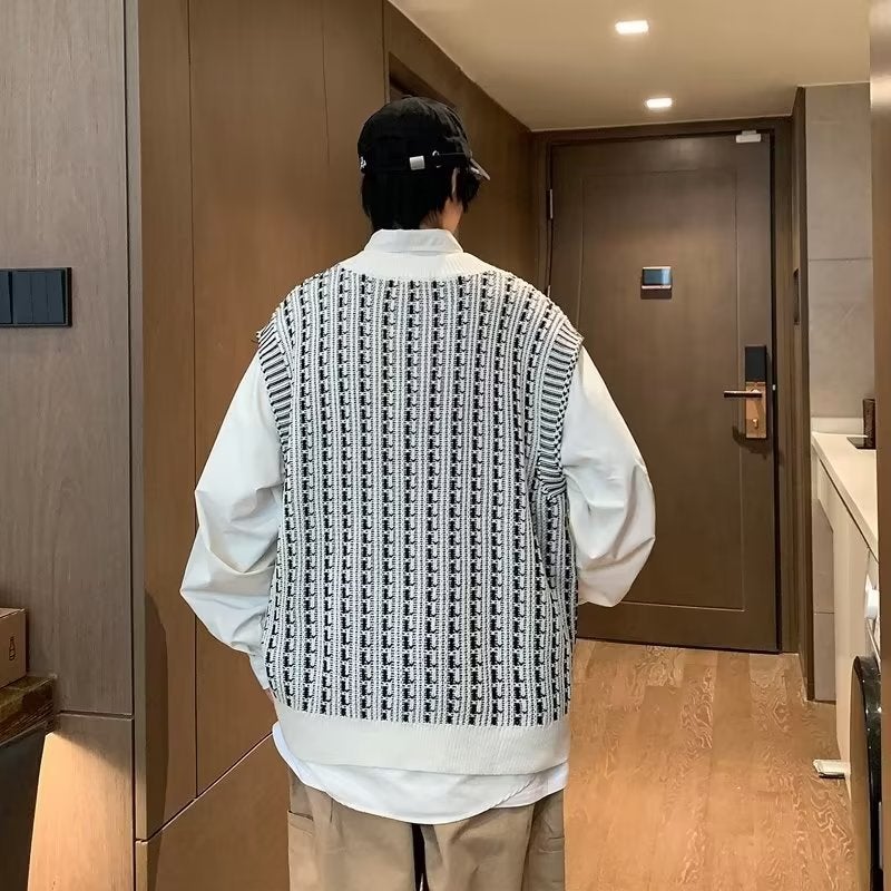 V-Neck Sweater Vest Men'S Waistcoat Trendy Japanese Loose Sleeveless Sweater With Shirt Trendy - Image 4