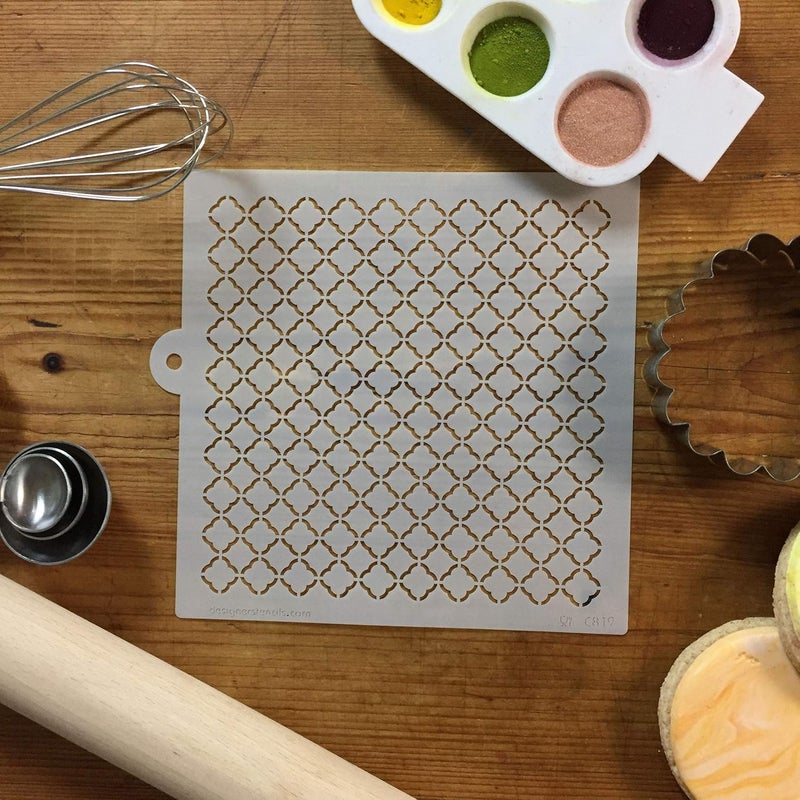 Designer Stencils C819 Quatrefoil Miniprint Stencil, Beige/semi-transparent - Image 4