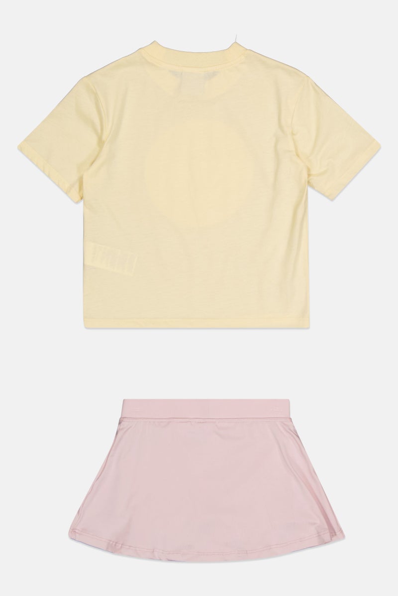 PUMA طقم بنات أطفال مكون من قطعتين بتصميم جرافيكي، متعدد الألوان - Image 3