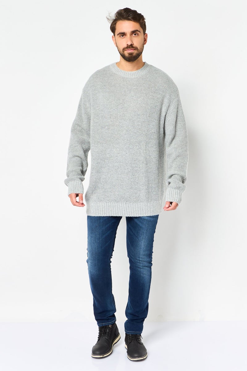 Celio Men Crew Neck Long Sleeve Textured Knitted Sweater, Grey - Image 2