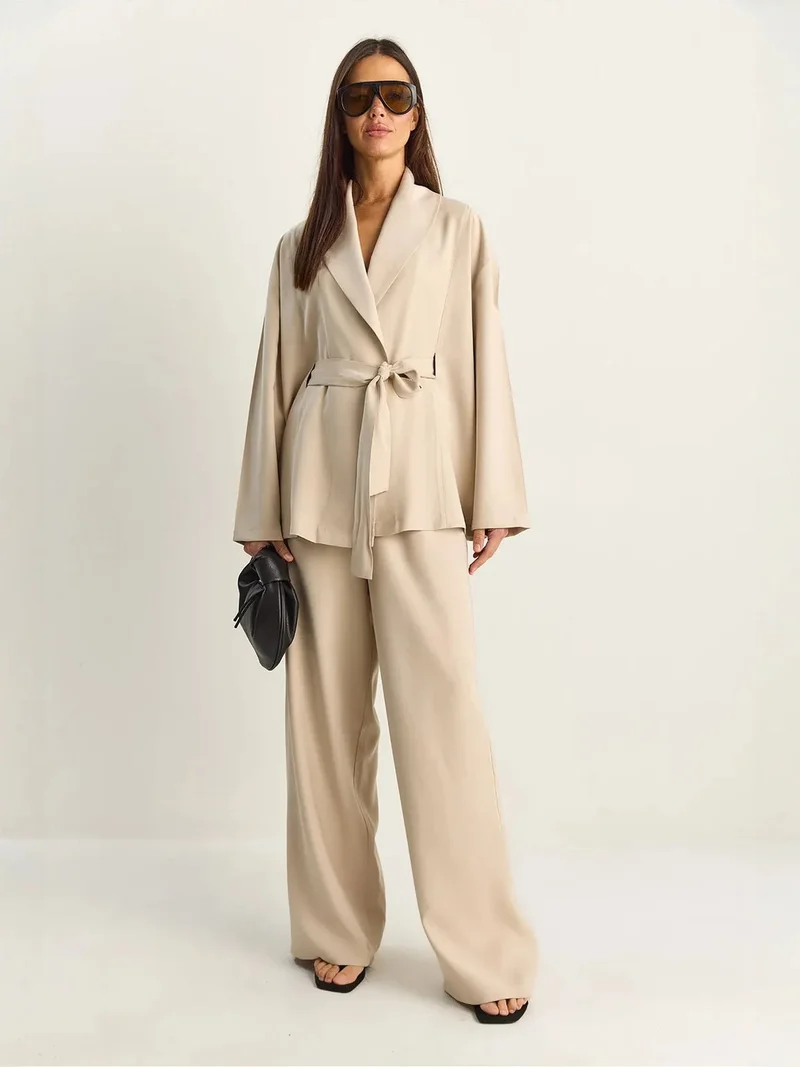 بيانكو لوتشي LUCCI High Waist Tie Detail Shawl Collar Co-ord Set