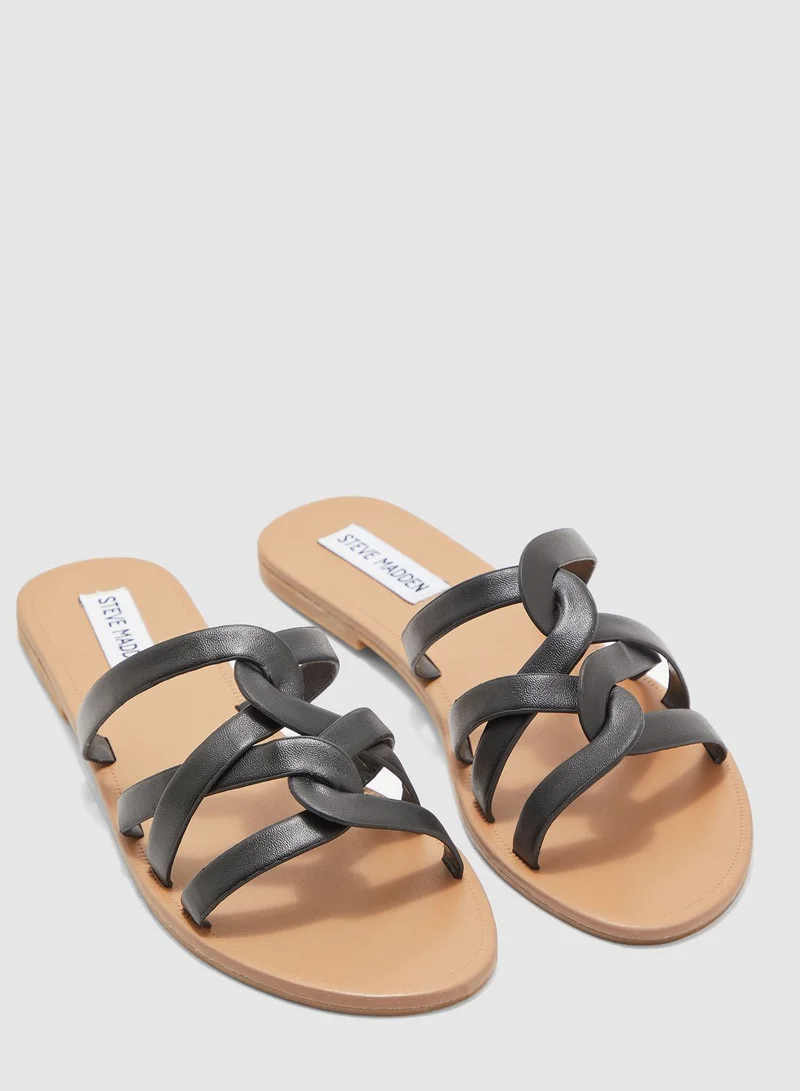 STEVE MADDEN Reinvent Flat Sandal