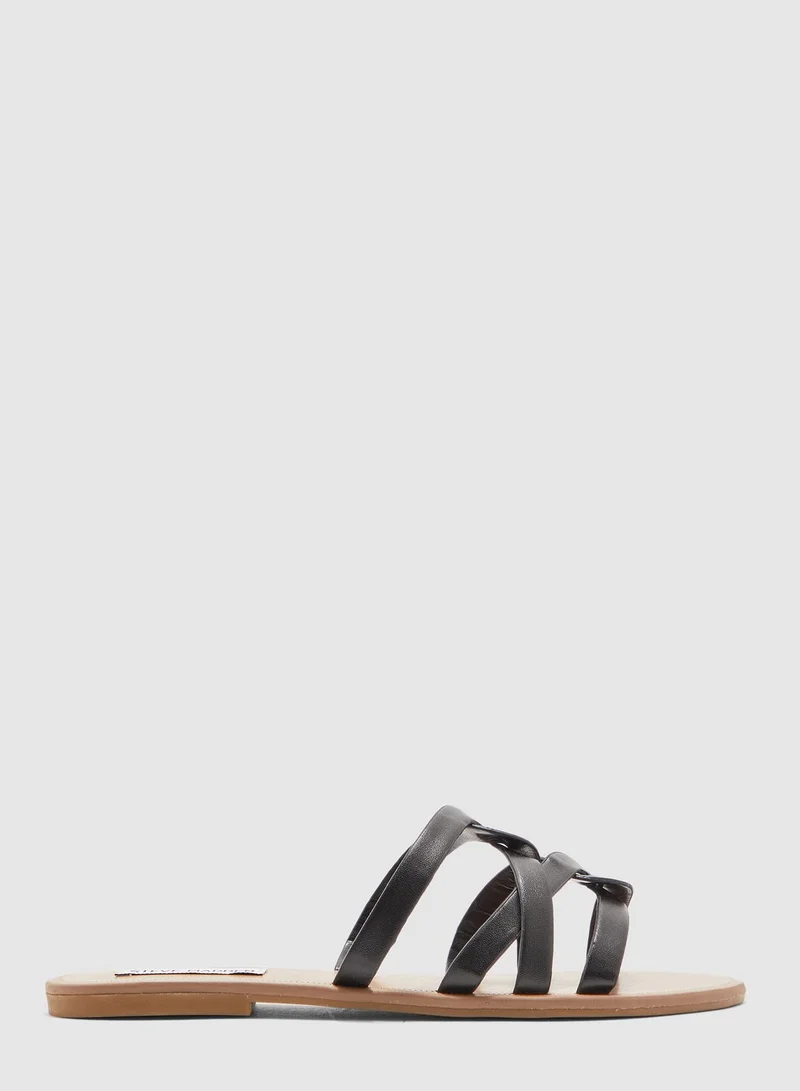 STEVE MADDEN Reinvent Flat Sandal