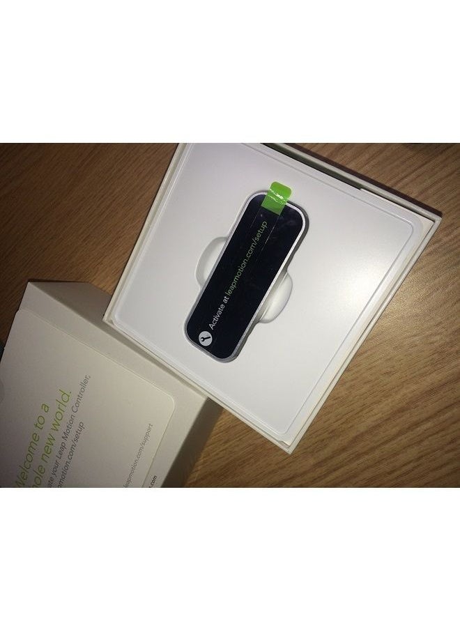Leap Motion - Controller, Gesture Motion Control for PC or MAC - Image 1
