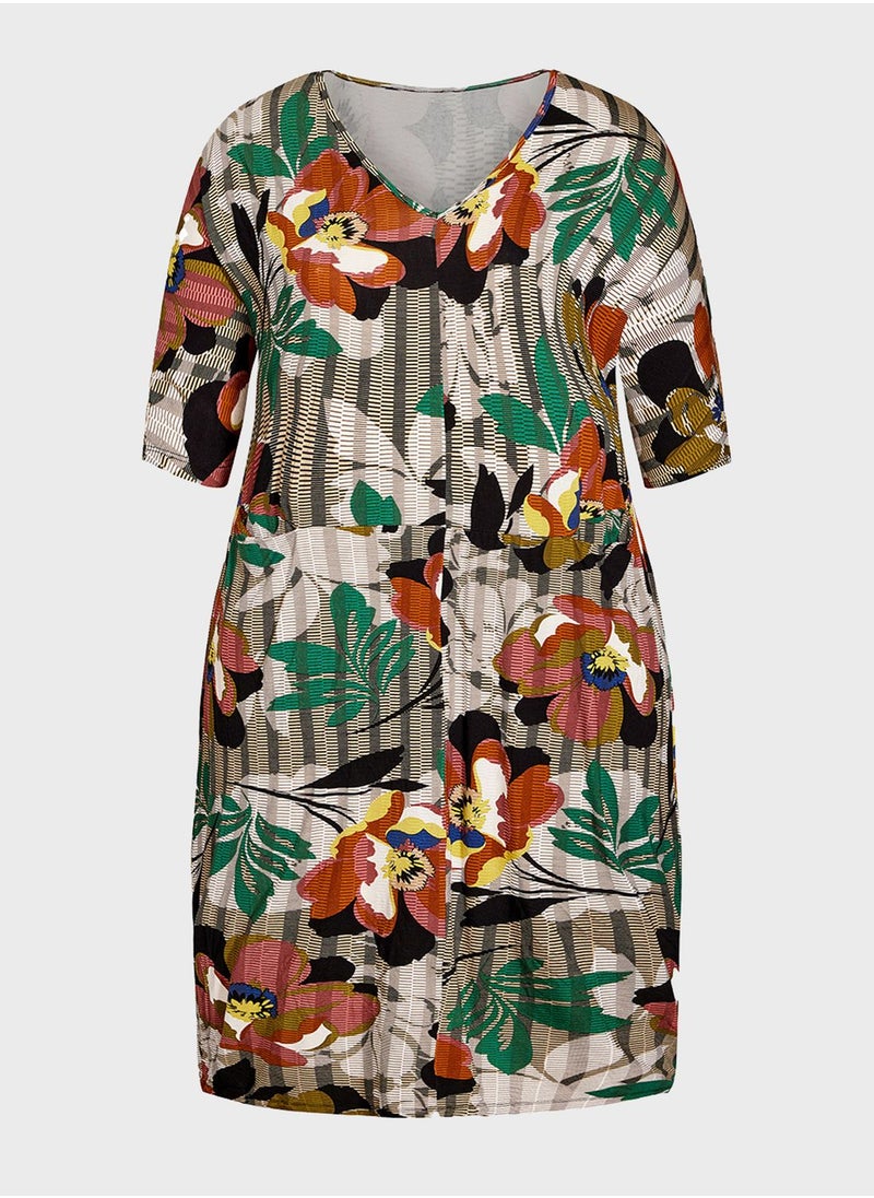 Avenue Printed Dress  - Image 3