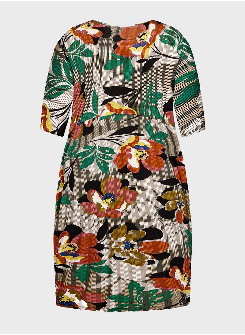Avenue Printed Dress  - Image 4