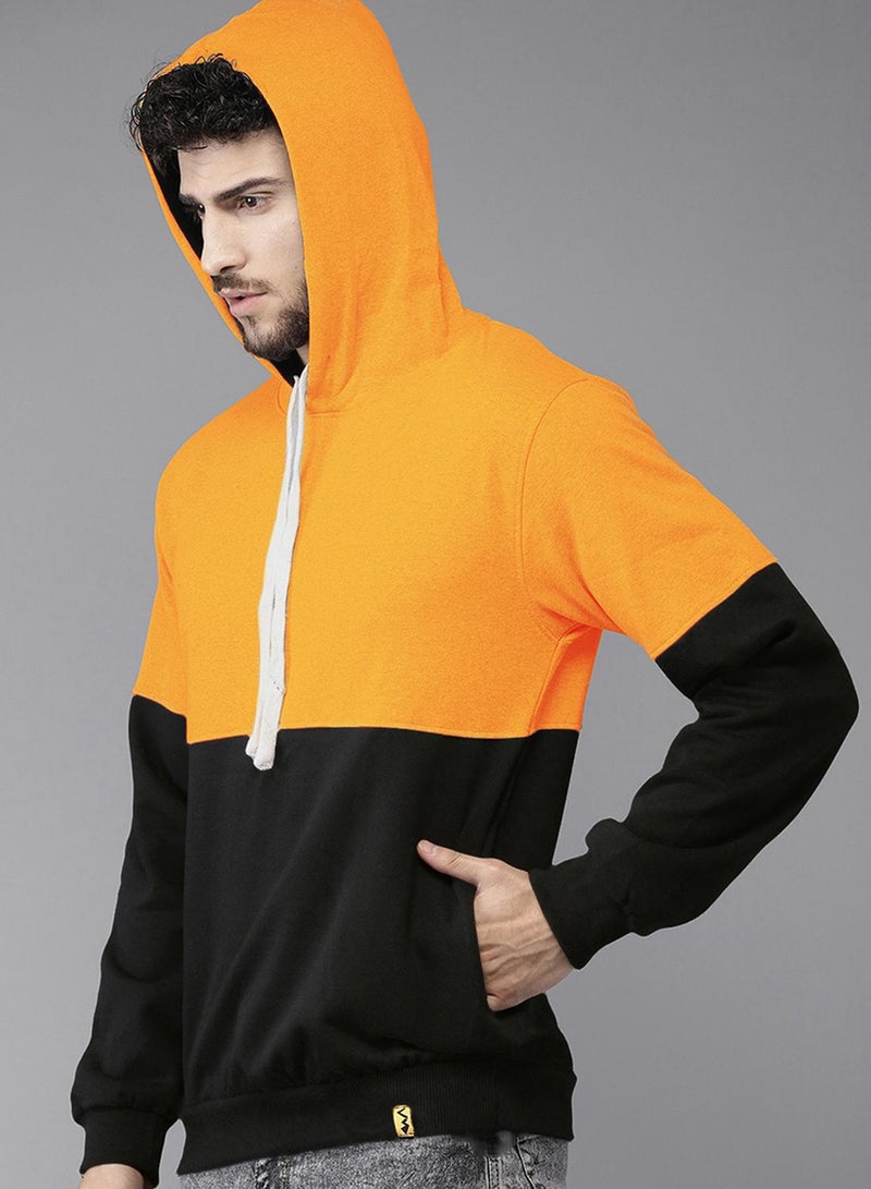 Campus Sutra Men's Black & Mustard Yellow Pullover Hoodie With Ribbed Hem - Image 3