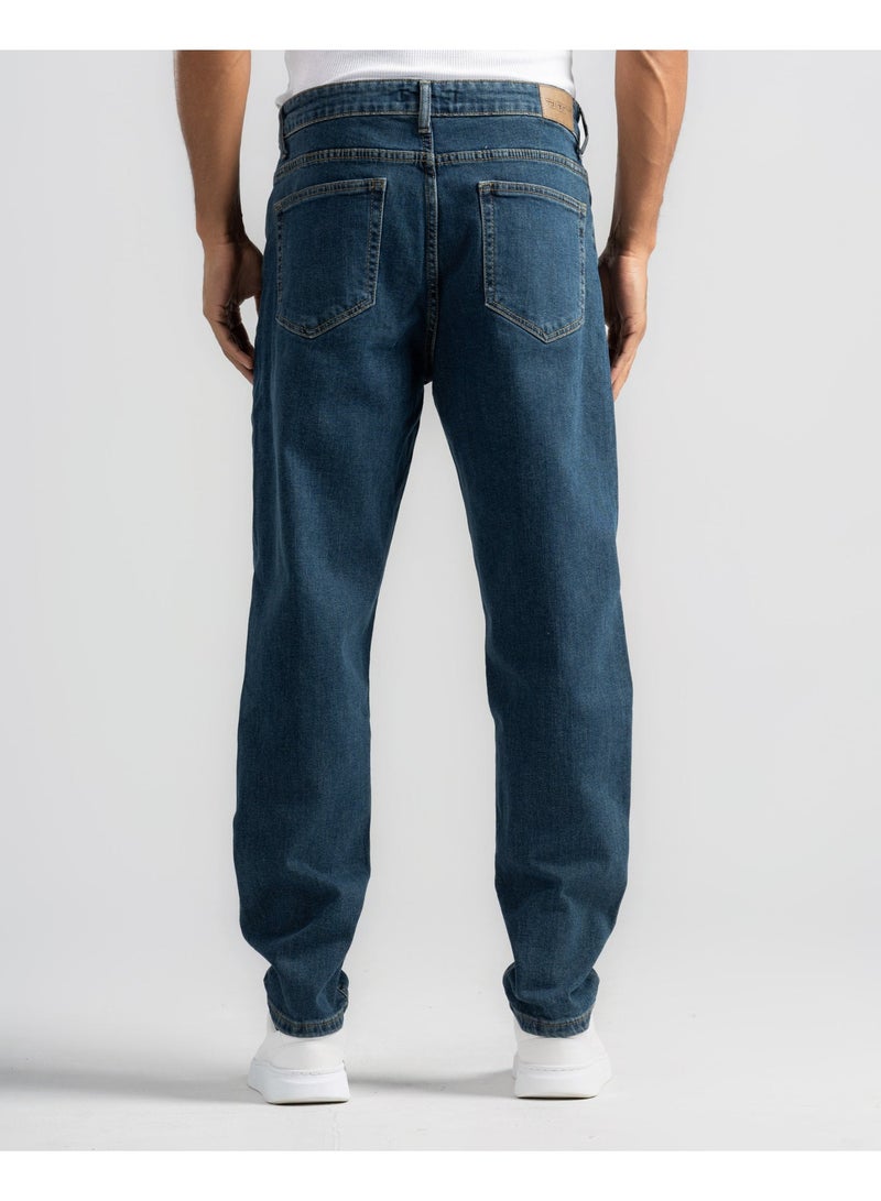 دوت بنطلون جينز أساسي بقصّة مريحة - Image 3