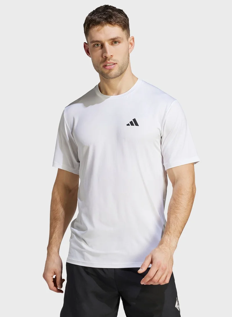 adidas ليقنز اسينشال بنمط ميتاليك