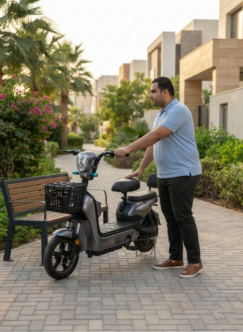 سكوتر كهربائي متميز بمقعدين / دراجة نارية (موبيد) مع محرك عالي عزم الدوران 800 واط، بطارية طويلة المدى 48 فولت 12 أمبير/ساعة، سلال أمامية وخلفية، ومقاعد مريحة قابلة للتعديل - طلاء معدني عميق - Image 2