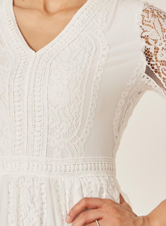 Styli Lace Overlay Maxi Dress - Image 4