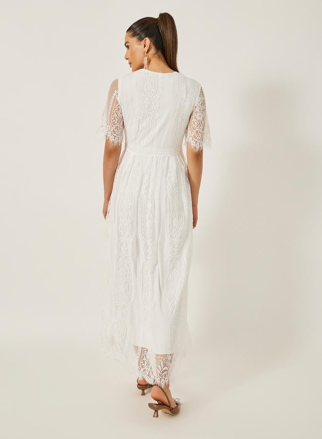 Styli Lace Overlay Maxi Dress - Image 5