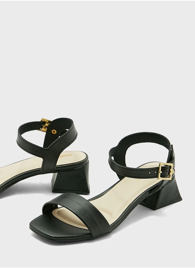 موليكينها Youth Micha Back Strap Sandals