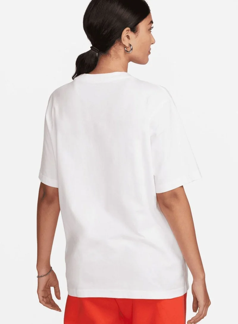 Nike Nsw Essential T-Shirt