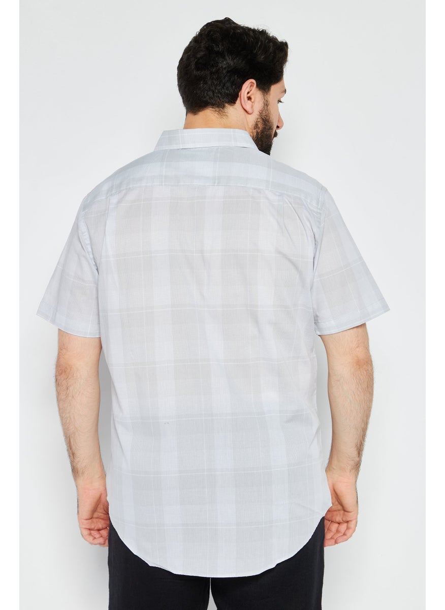 Van Heusen - Men Regular Fit Checkered Short Sleeve Dress Shirts, Grey - Image 1