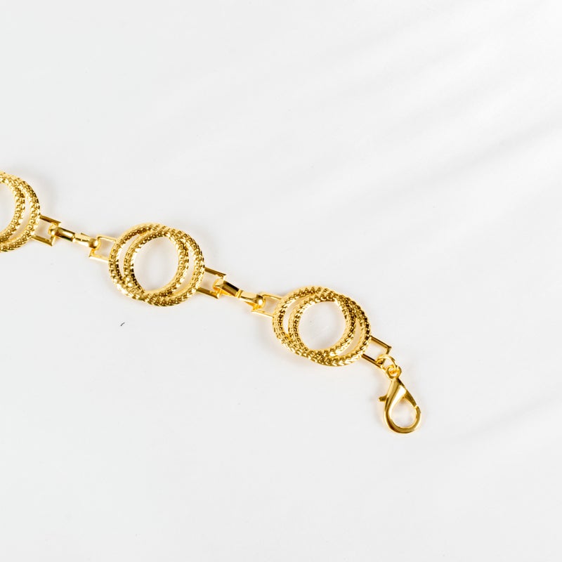 ذا بلاك بيرل اكسسوريز حزام معدن حريمي ذهبي - Image 3