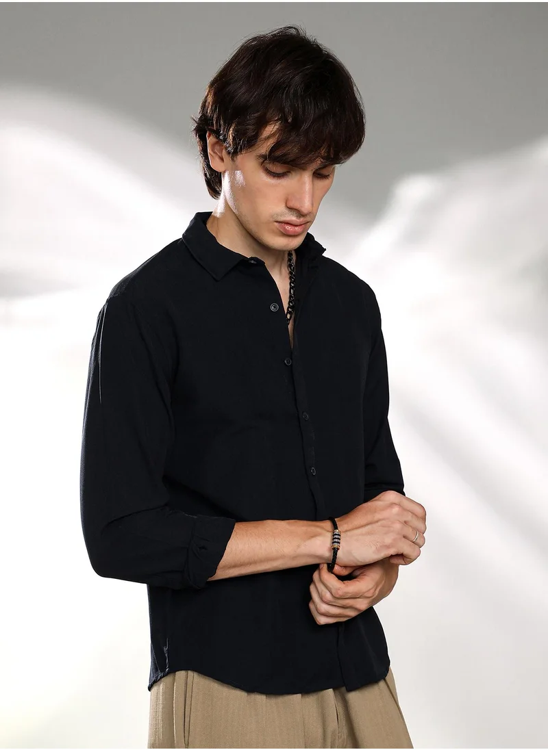 Campus Sutra Men's Navy Blue Solid Basic Shirt