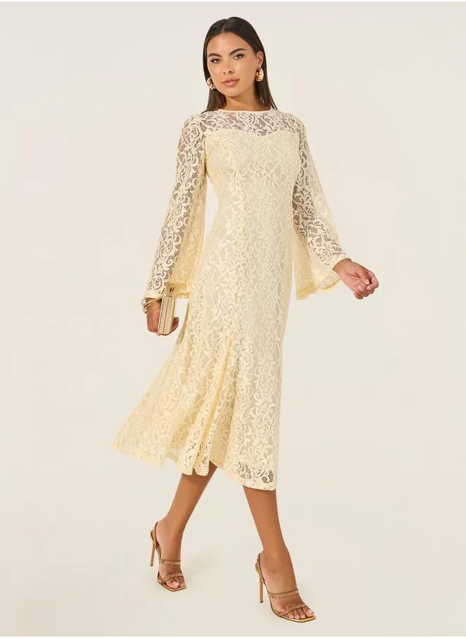 ستايلي Solid Lace Bell Sleeves A-Line Midi Dress