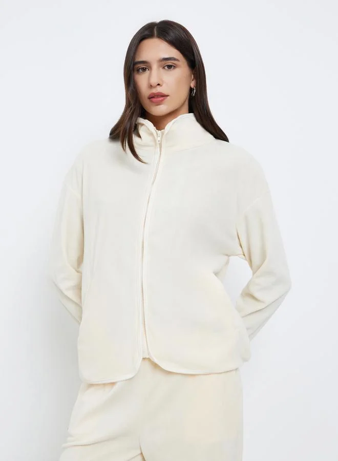 ستايلي طقم منسق من جوغر وجاكيت فليس بسحَّاب غلق