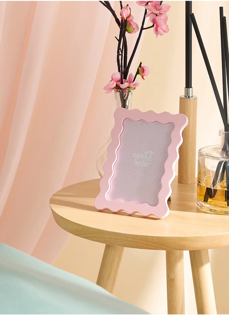 Sass & Belle Wiggle Border Frame Pink