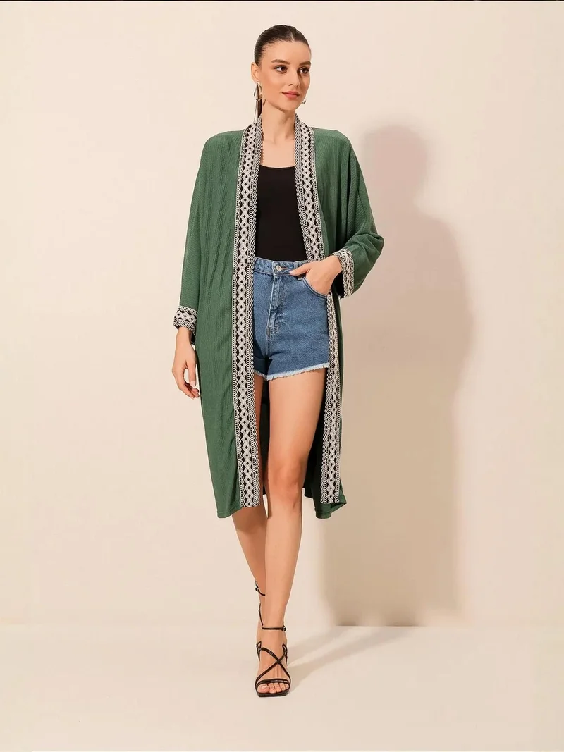 بيغ دارت كيمونو طويل مطرز بياقة شال من