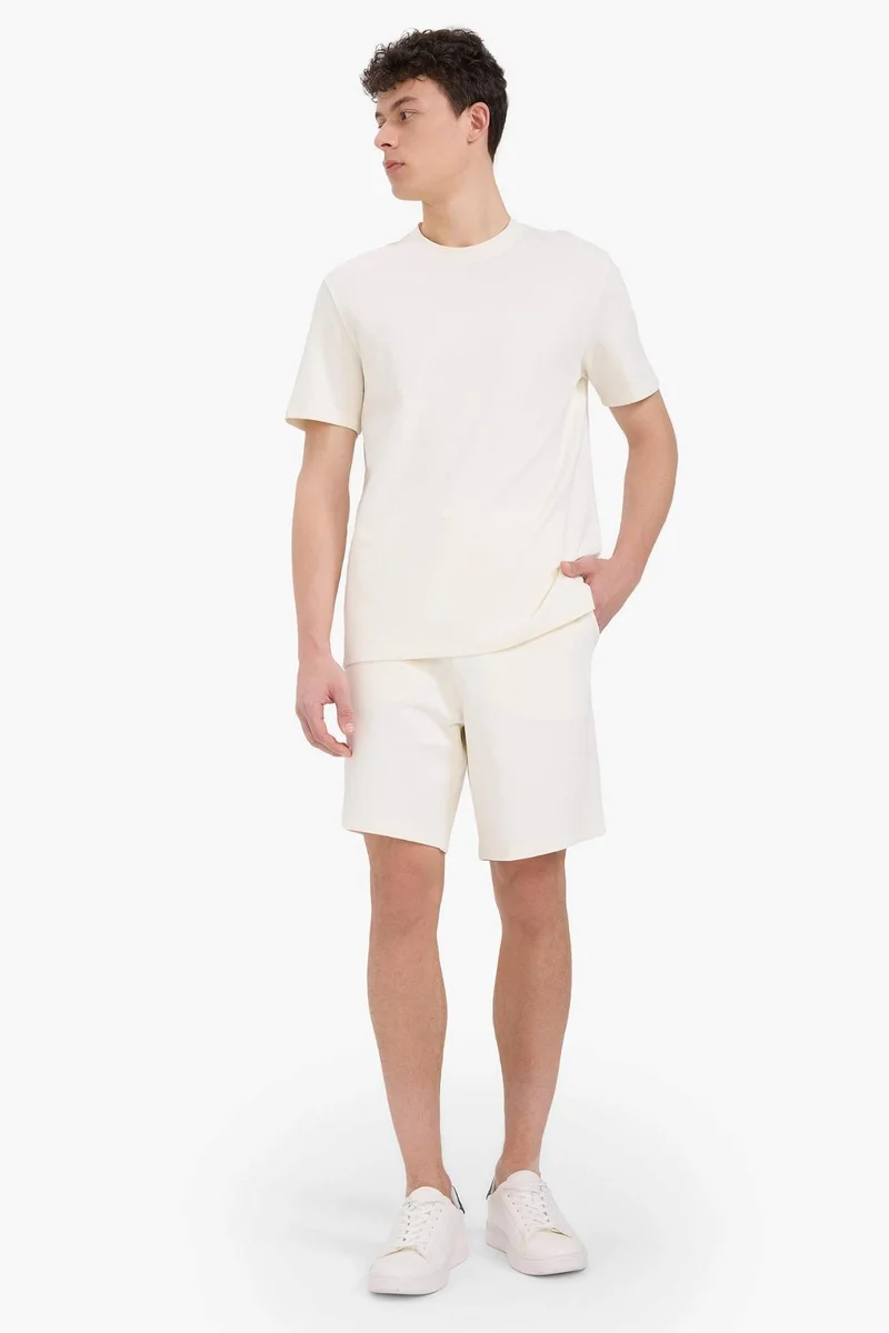 ديفاكتو Regular Fit Textured Tie Waist Shorts