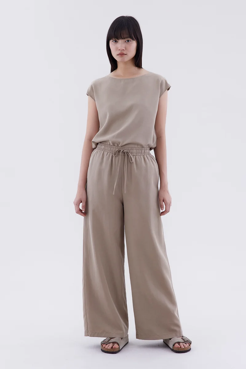 The Editor's Market Melena High-Rise Drawstring Pants