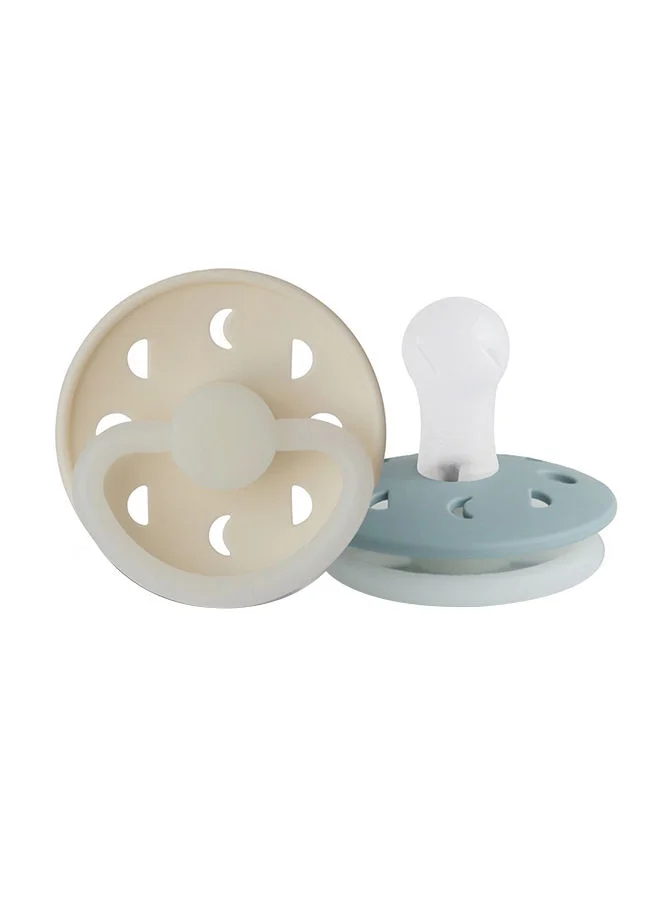 FRIGG Pack Of 2 Moon Phase Silicone Baby Pacifier 6-18M, Stone Blue Night/Cream Night - Size 2
