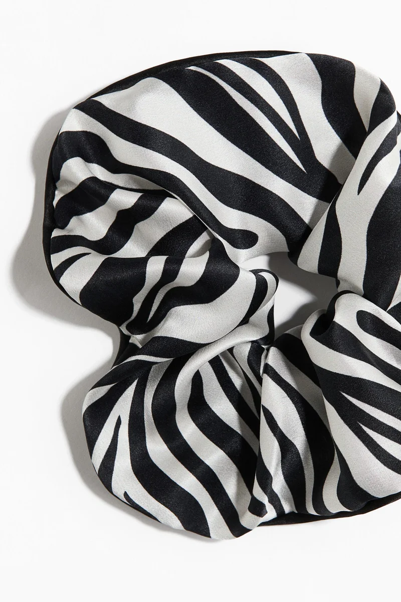 H&M Silk scrunchie