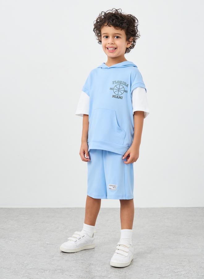 ستايلي طقم تي شيرت وشورت واسع بغطاء رأس - Image 2