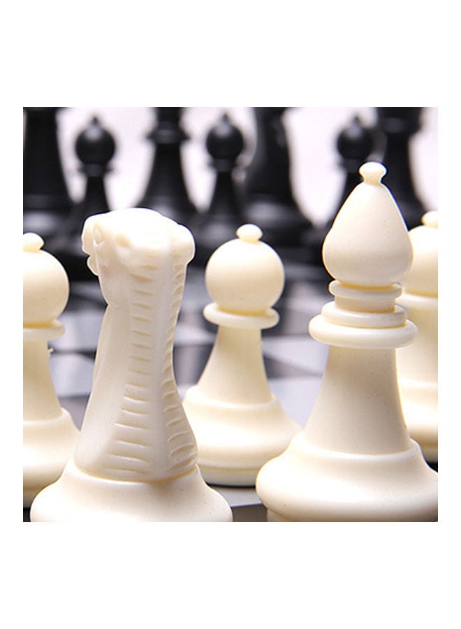 مجموعة شطرنج كلاسيكي مغناطيسي بتصميم محمول وقابل للطي ومناسبة للسفر - Image 3