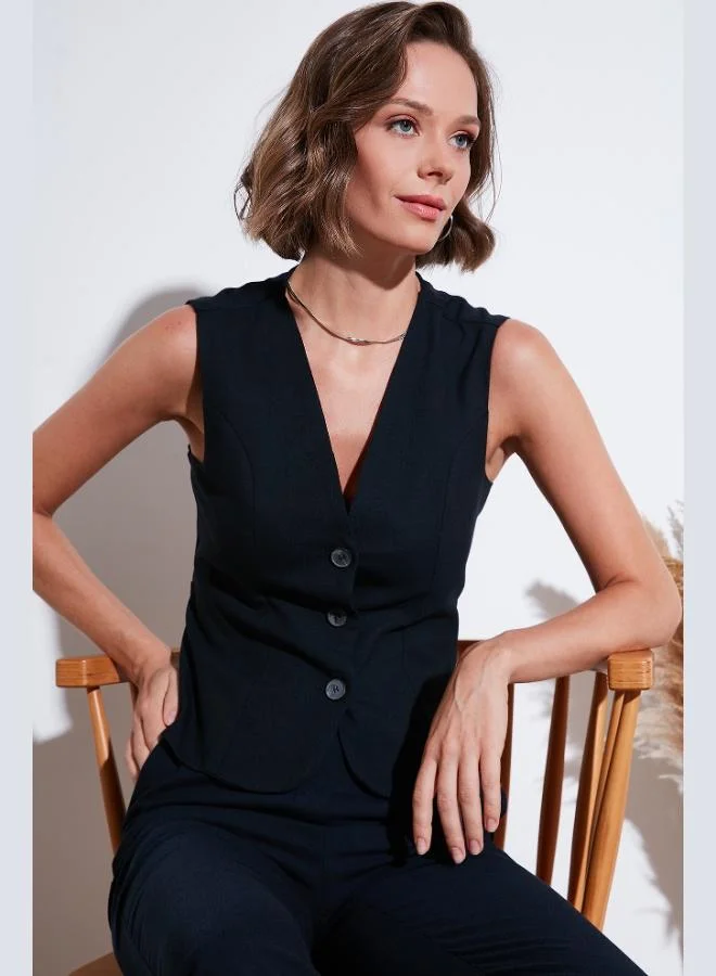 Lela Lela Fitted-Body-Smoothing Lined Classic Woven Vest Women's VEST 611YL030W4