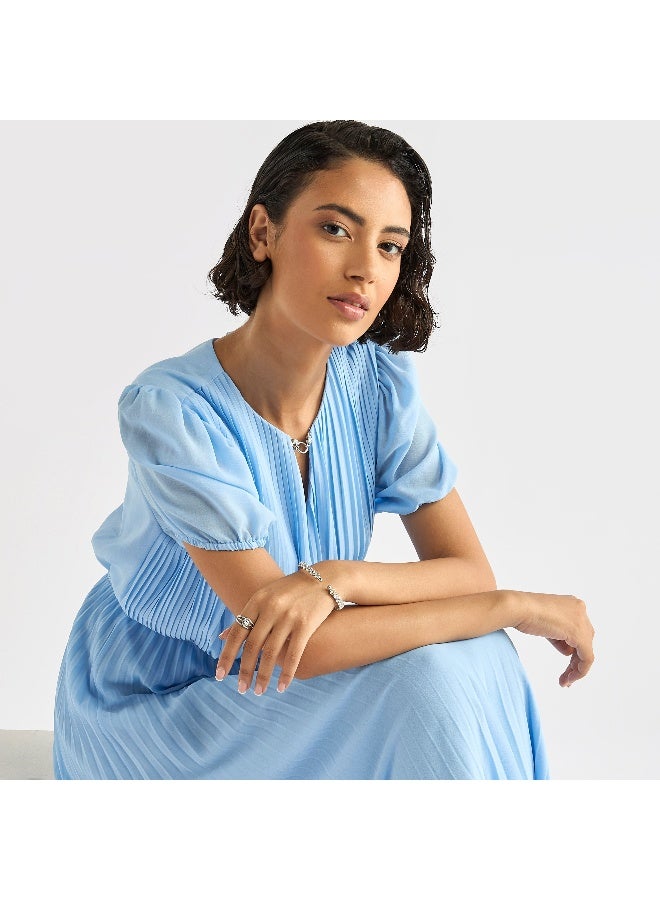 سبلاش فيڤ فستان بكسرات وياقة بفتحة عنق وأكمام منفوخة - Image 4